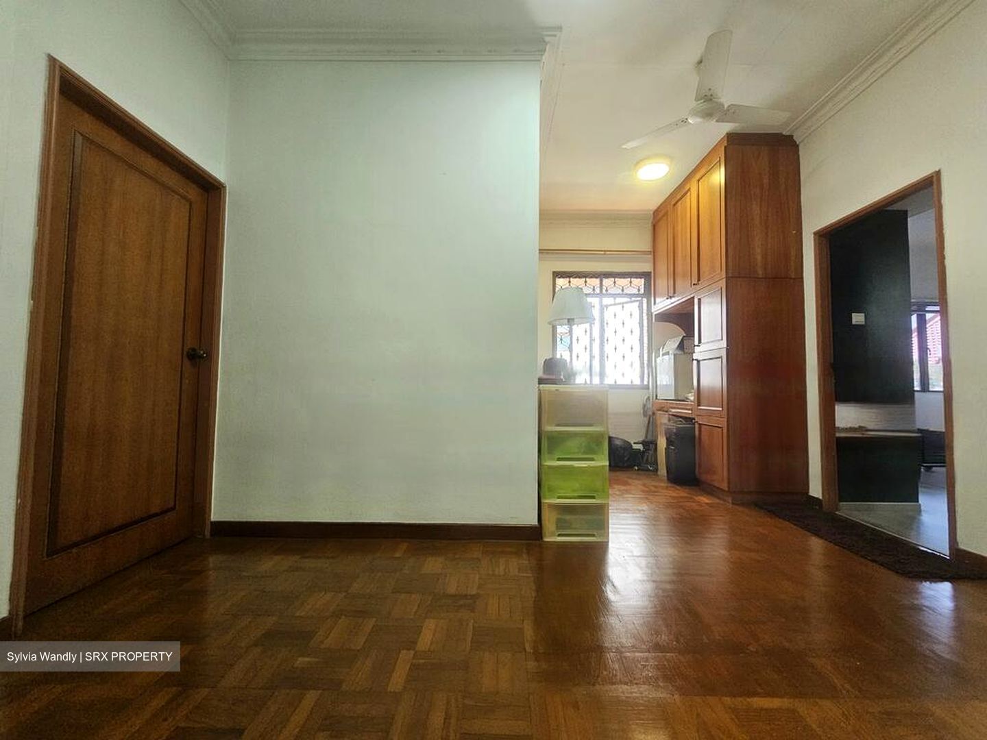 Sennett Estate (D13), Terrace #447834501